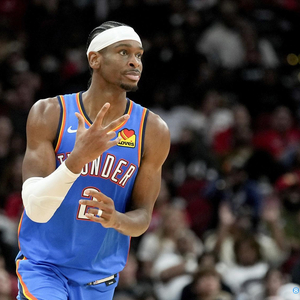 通過引入经 通過引入经