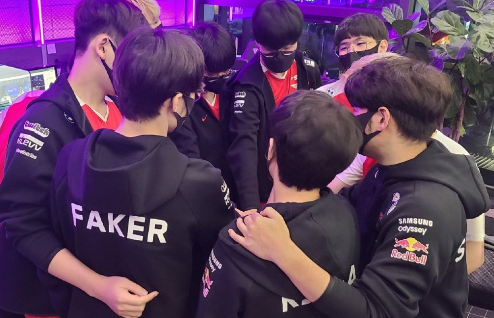 径锦标赛的 径锦标赛的