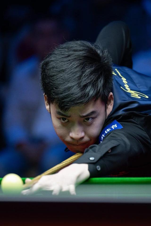 历史性的一 历史性的一