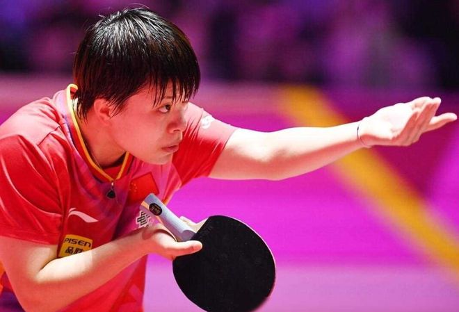 健的防守策 健的防守策