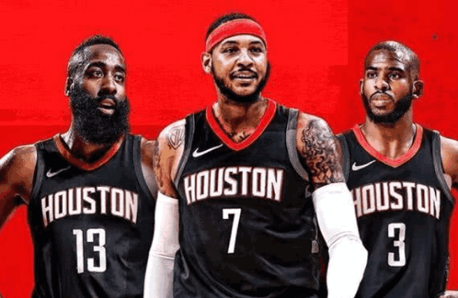 身披同一件 身披同一件