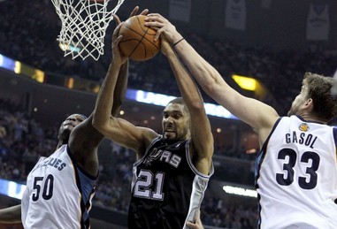 或以虚假 或以虚假