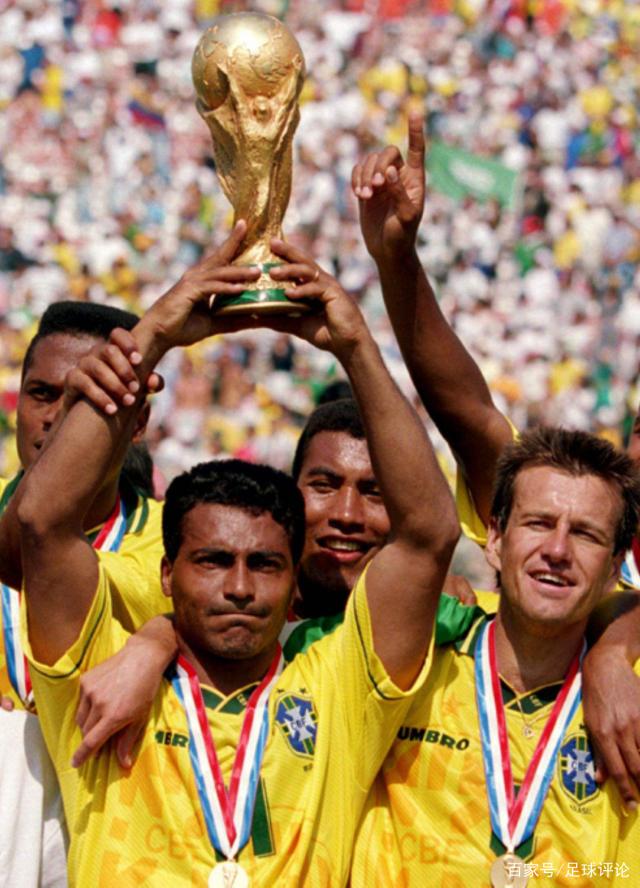 围绕朱利亚 围绕朱利亚